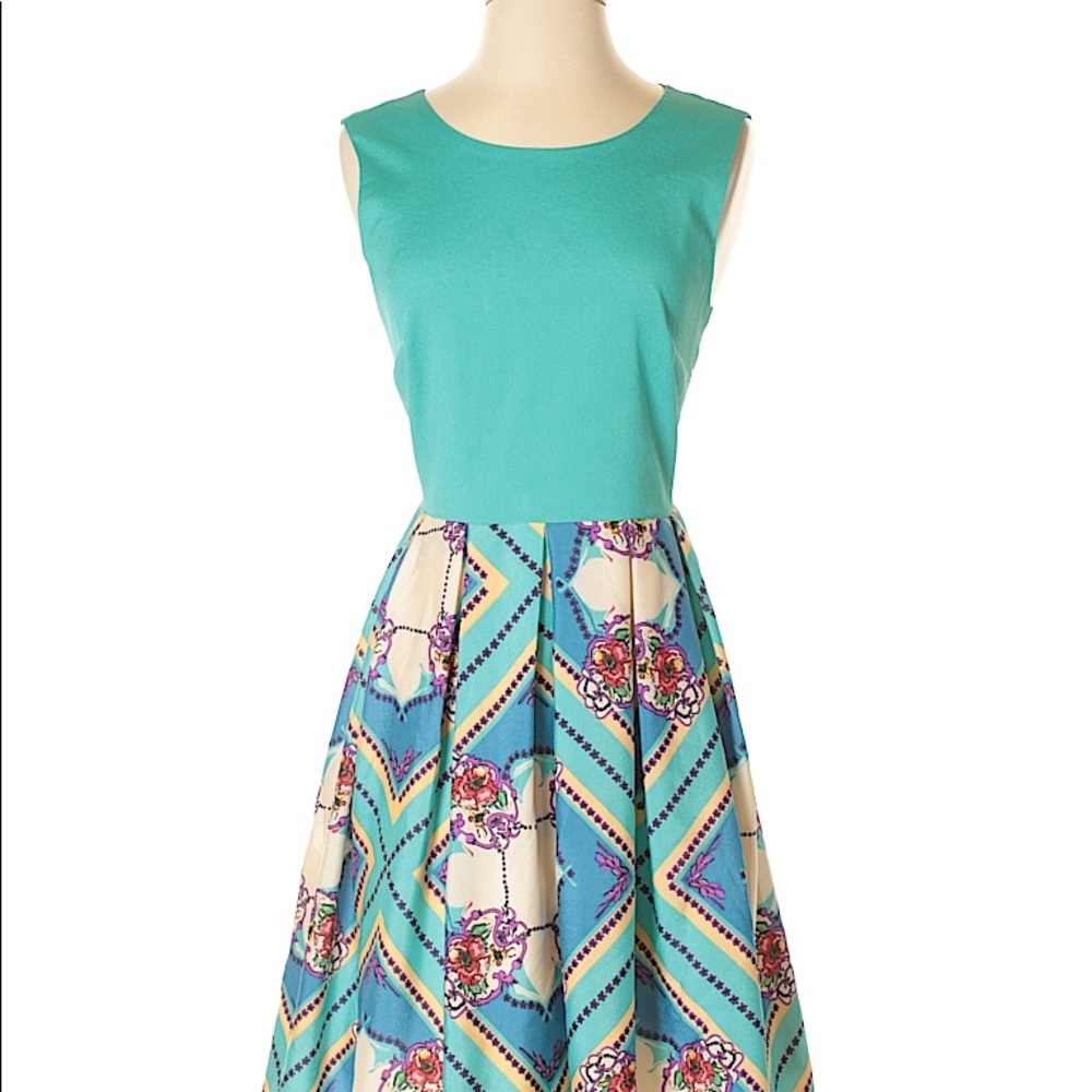 Lavand patterned dress